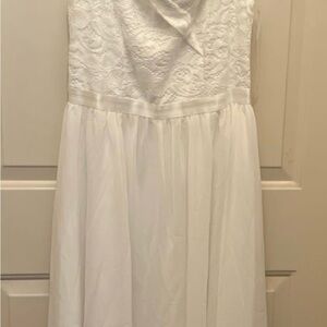 Elegant White Lace Maxi Dress with Satin Waistband
